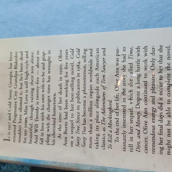 Leaving cold sassy book - Picture 4 of 6